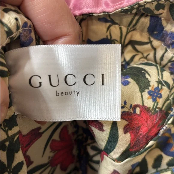 NEW Gucci Beauty Satin Drawstring Floral Flower Pouch GWP - Picture 6 of 7